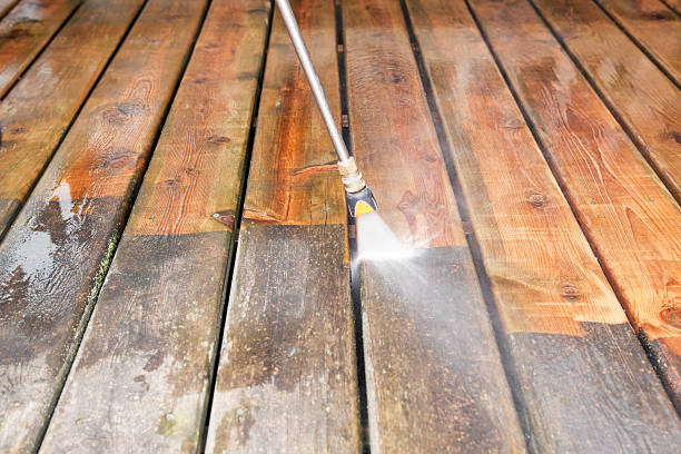 Why Choose Our Certified Pressure Washing Experts for Your Project Needs in Richmond, TX?